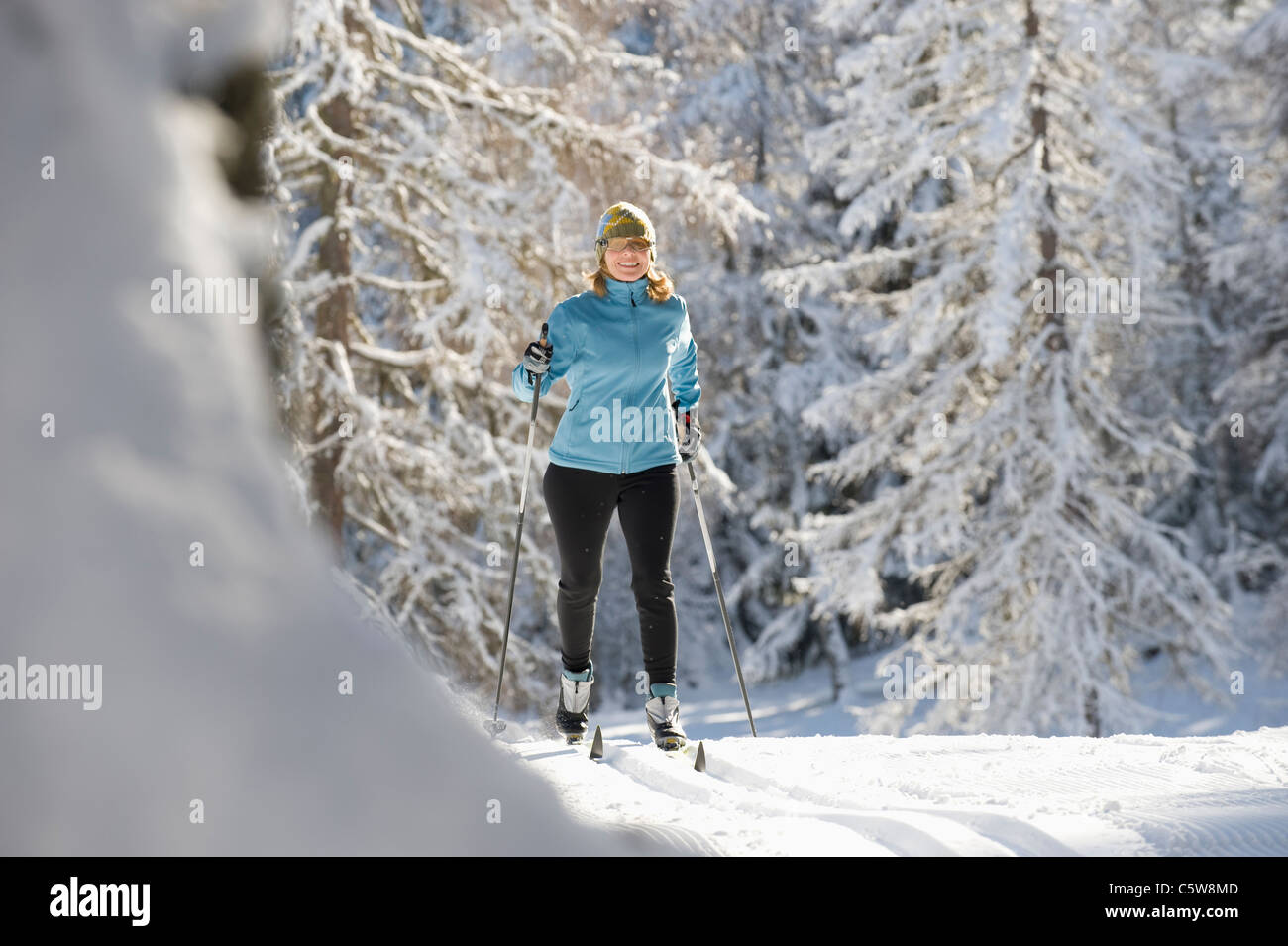 Austria, Tyrol, Seefeld, Woman cross country skiing Stock Photo Alamy