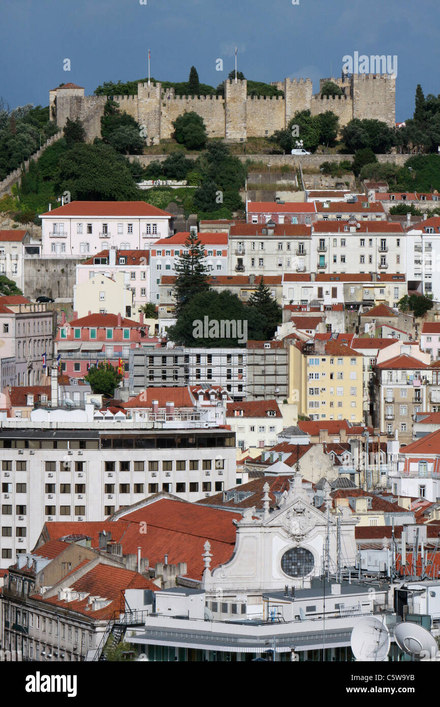Portugal, Estremadura, Lisbon, View across baixa district to sao jorge castle Stock Photo