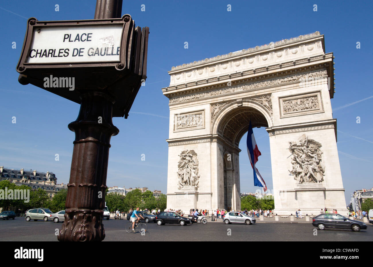 Arc De Triomphe Place Charles De Gaulle Parijs Frankrijk France, Paris, Arc de Triomphe, Place Charles De Gaulle Stock Photo - Alamy
