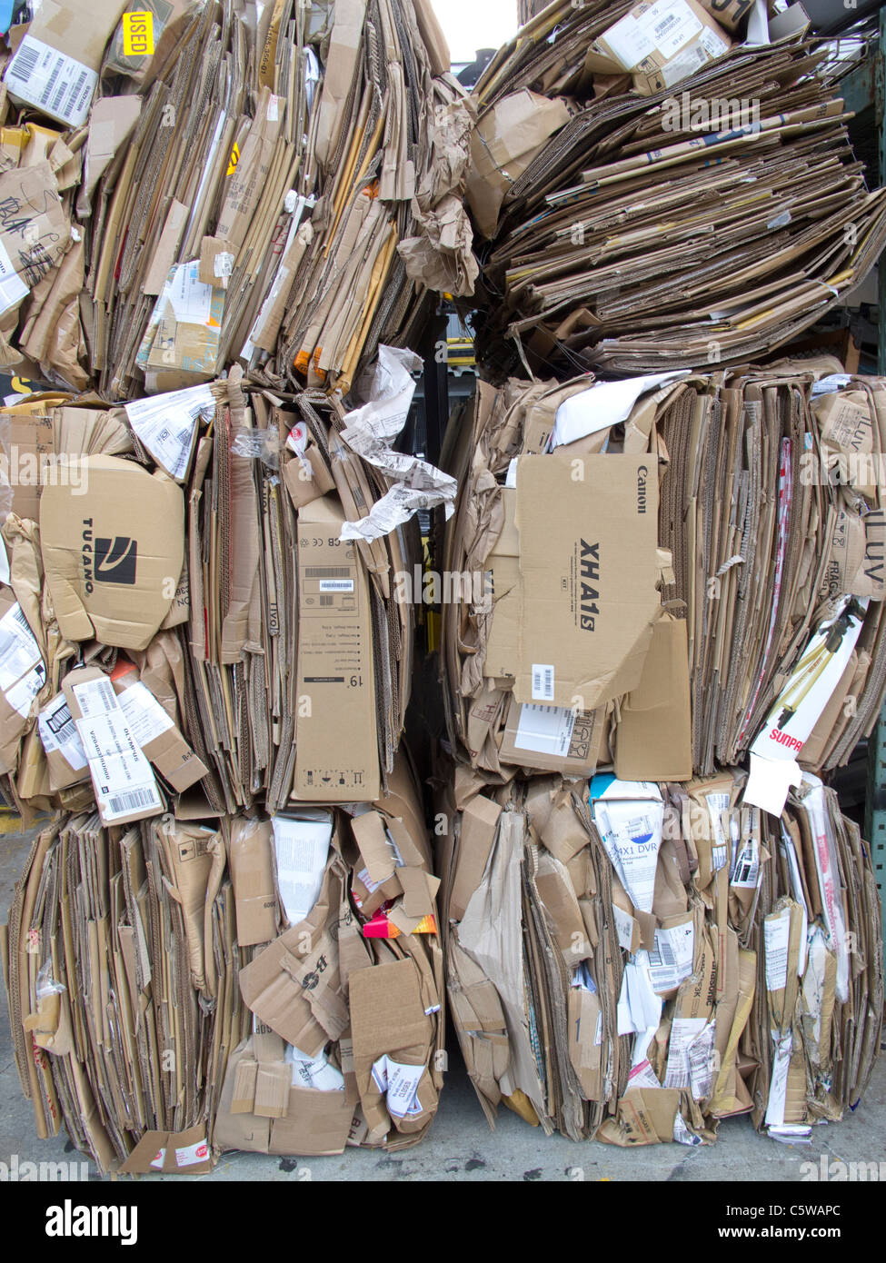 cardboard recycling Stock Photo Alamy