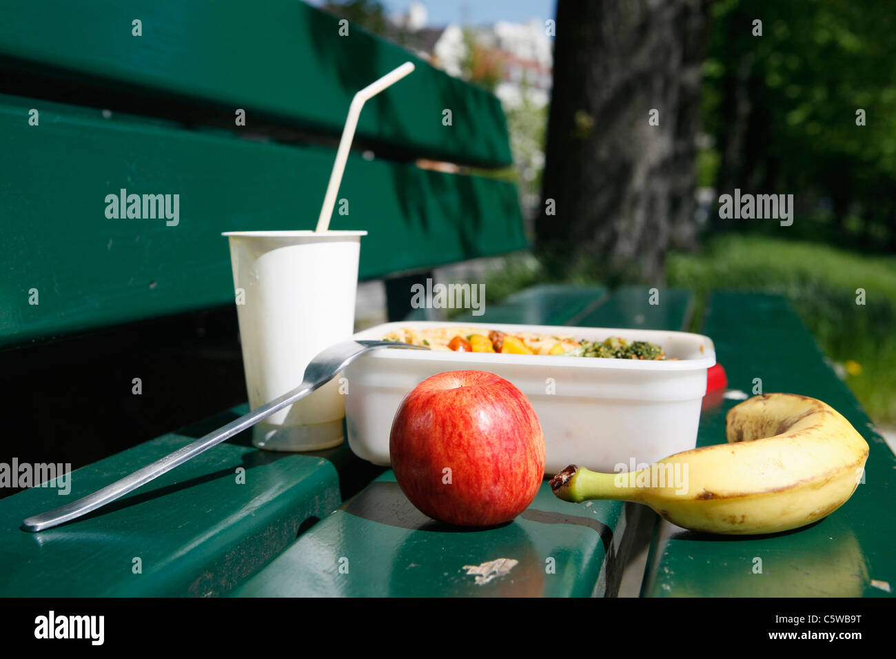 Bench Eat Stock Photos & Bench Eat Stock Images Alamy