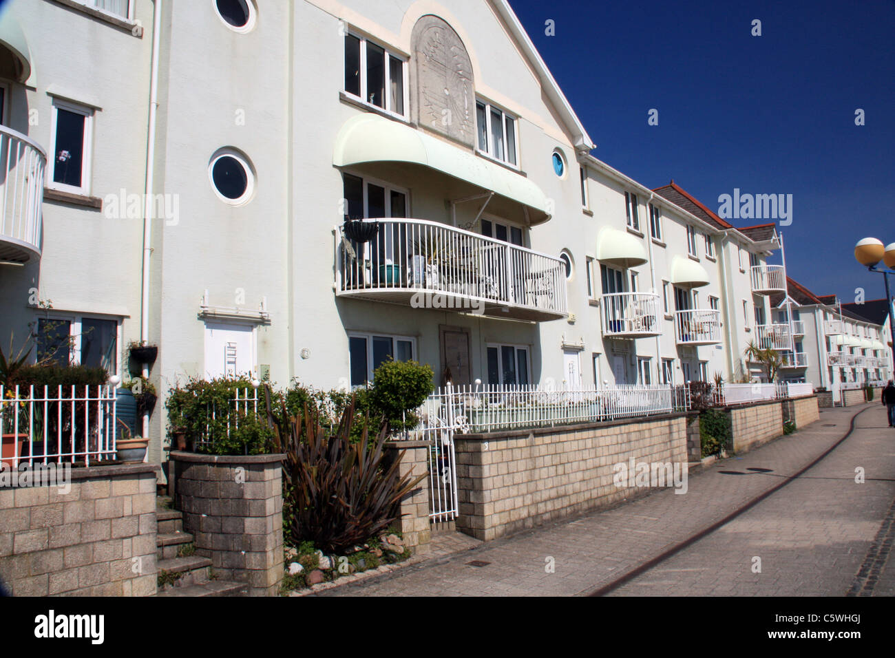 Illustration of Seaside Apartments Near Me