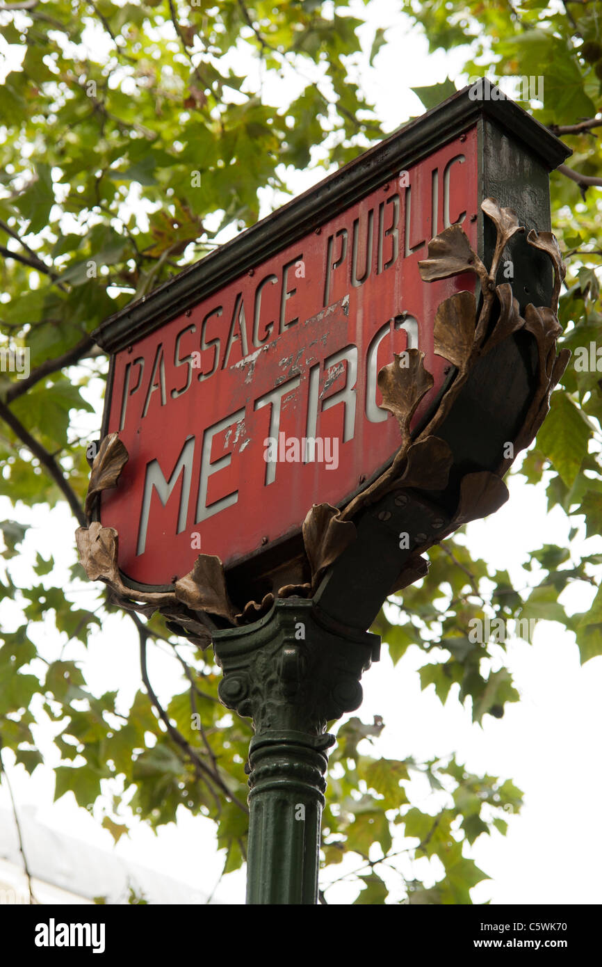 Combined subway and metro underground sign, Paris, France Stock Photo