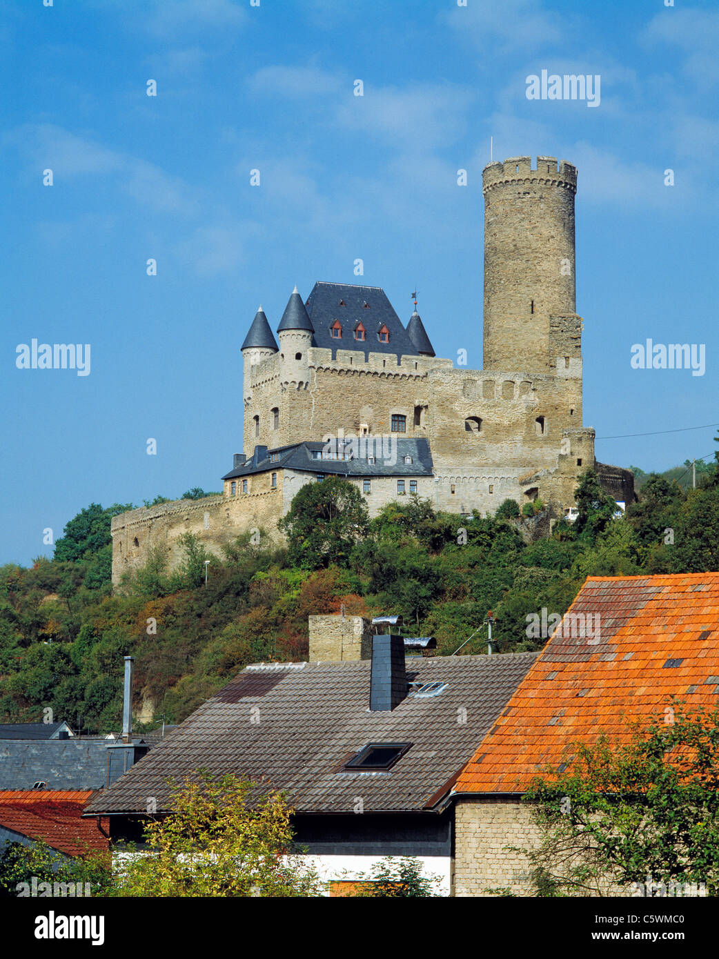 Burg Schwalbach in Burgschwalbach, Taunus, Rheinland-Pfalz Stock Photo ...