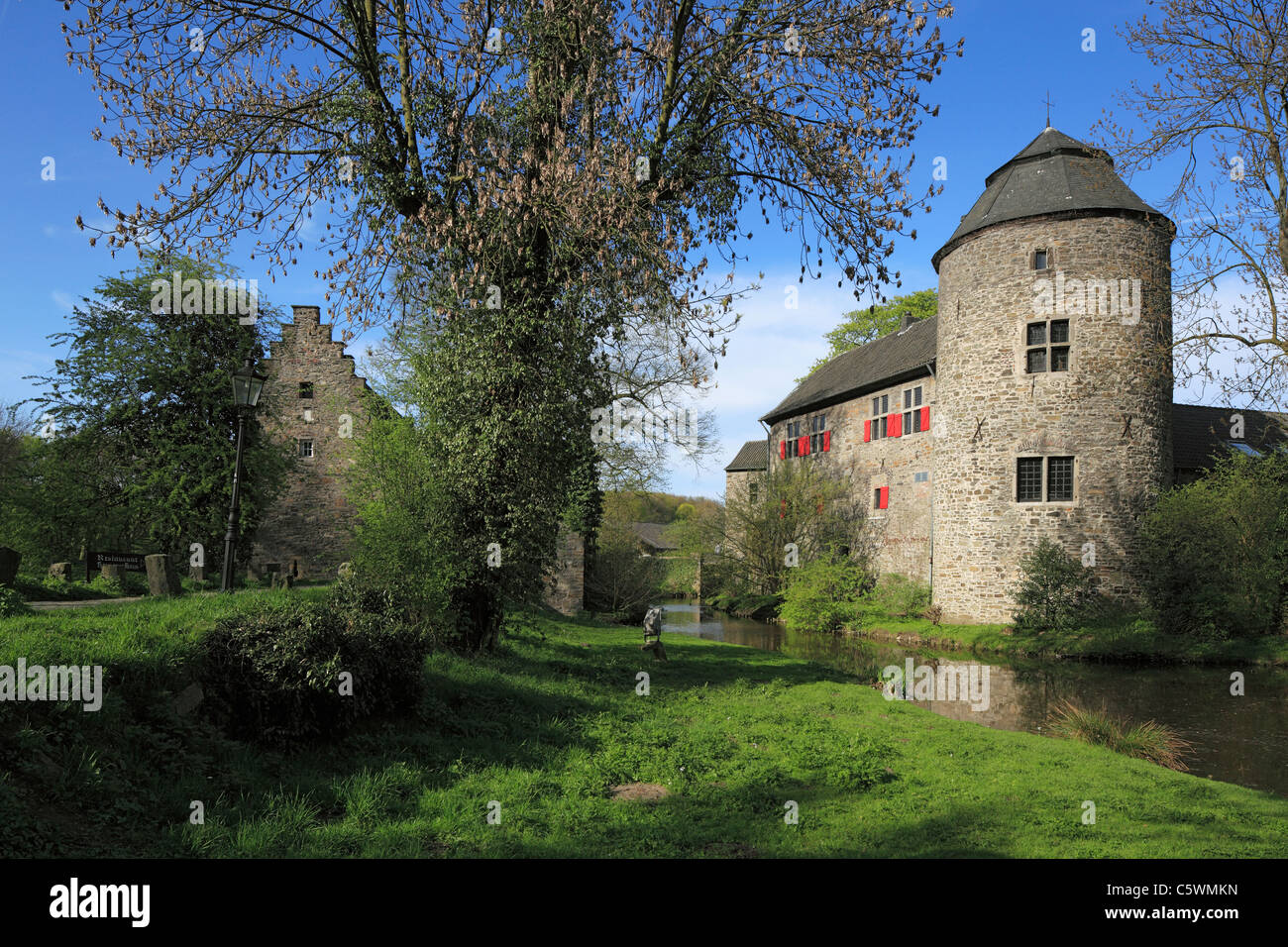 Wasserburg Haus Zum Haus An Der Anger In Ratingen Bergisches Land