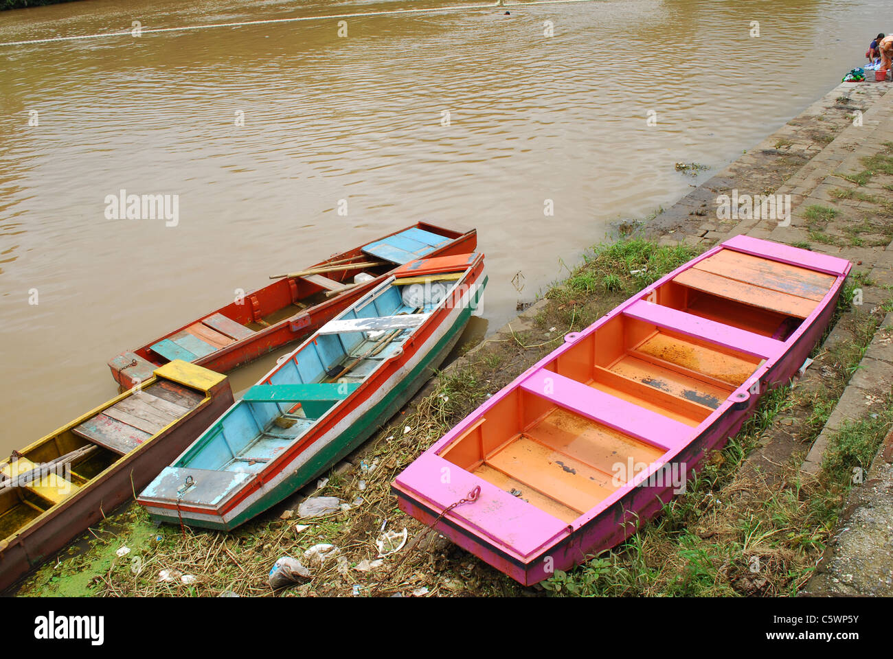 Riding motor boat hi-res stock photography and images - Alamy