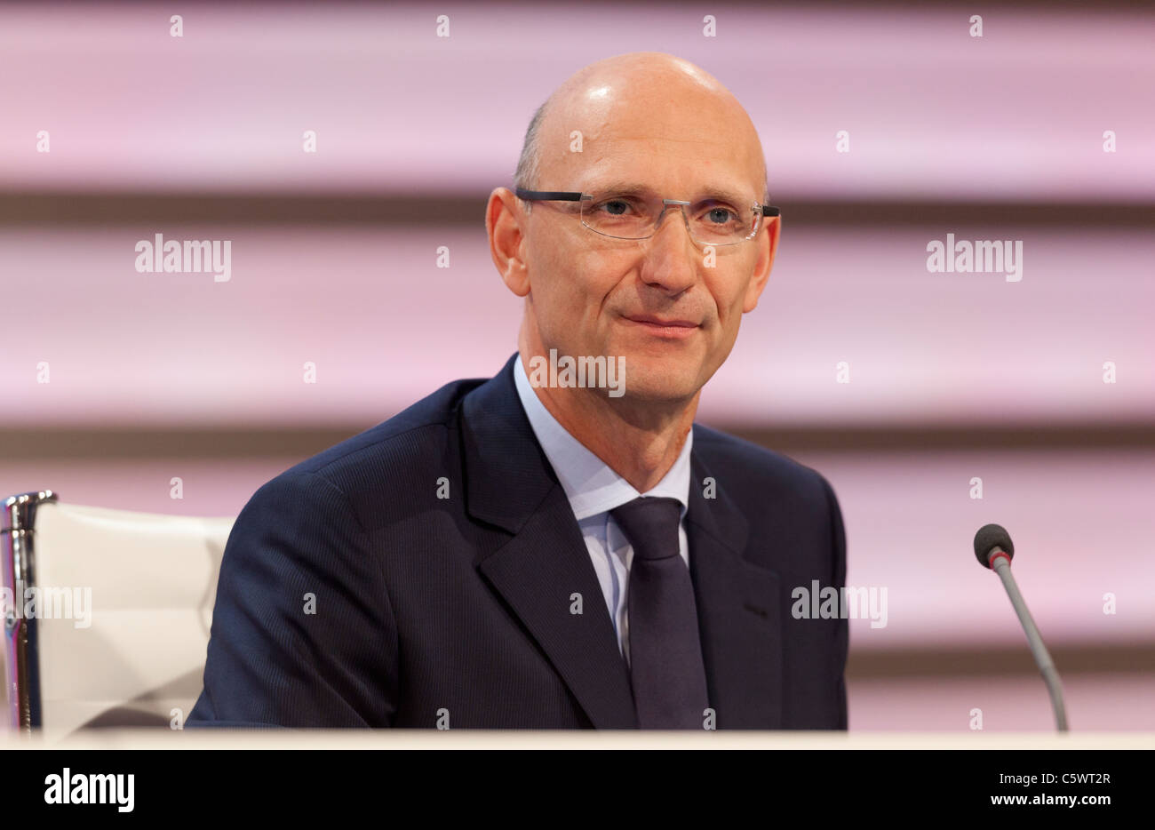 Deutsche Telekom Cfo Timotheus Hoettges High Resolution Stock Photography  and Images - Alamy