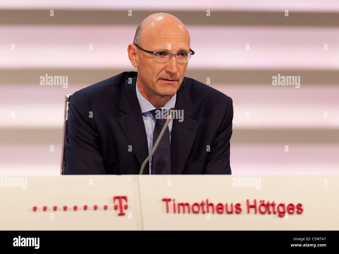 Timotheus Hoettges, CFO Deutsche Telekom, news conference, Bonn, Germany. Stock Photo
