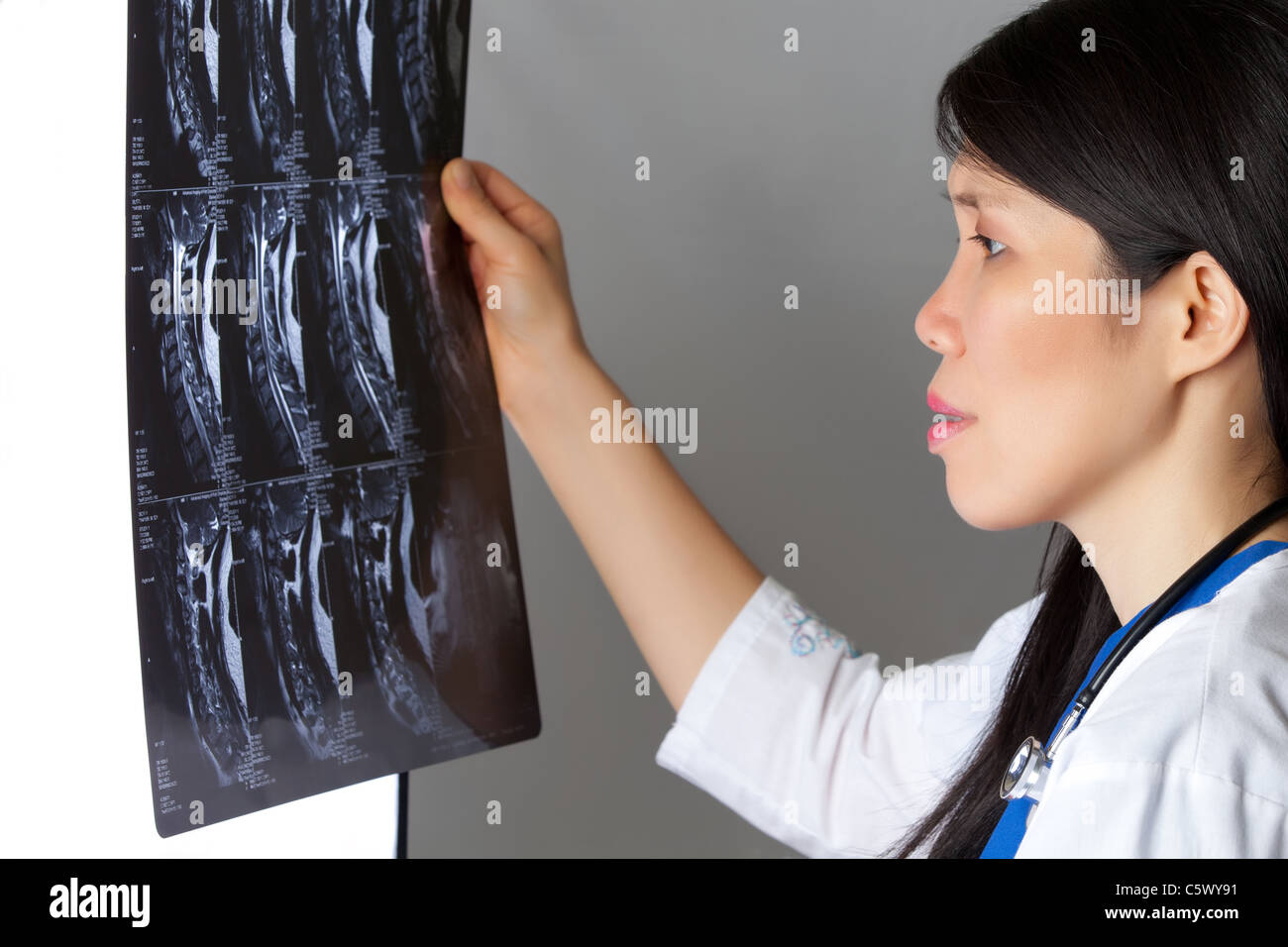 Doctor xray hi-res stock photography and images - Alamy