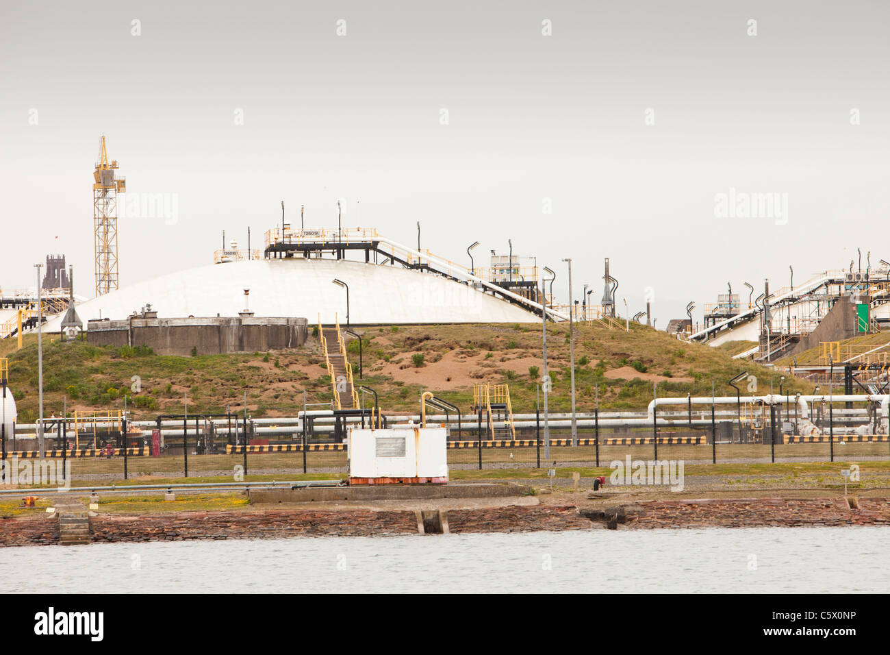 Gas field morecambe bay hires stock photography and images Alamy