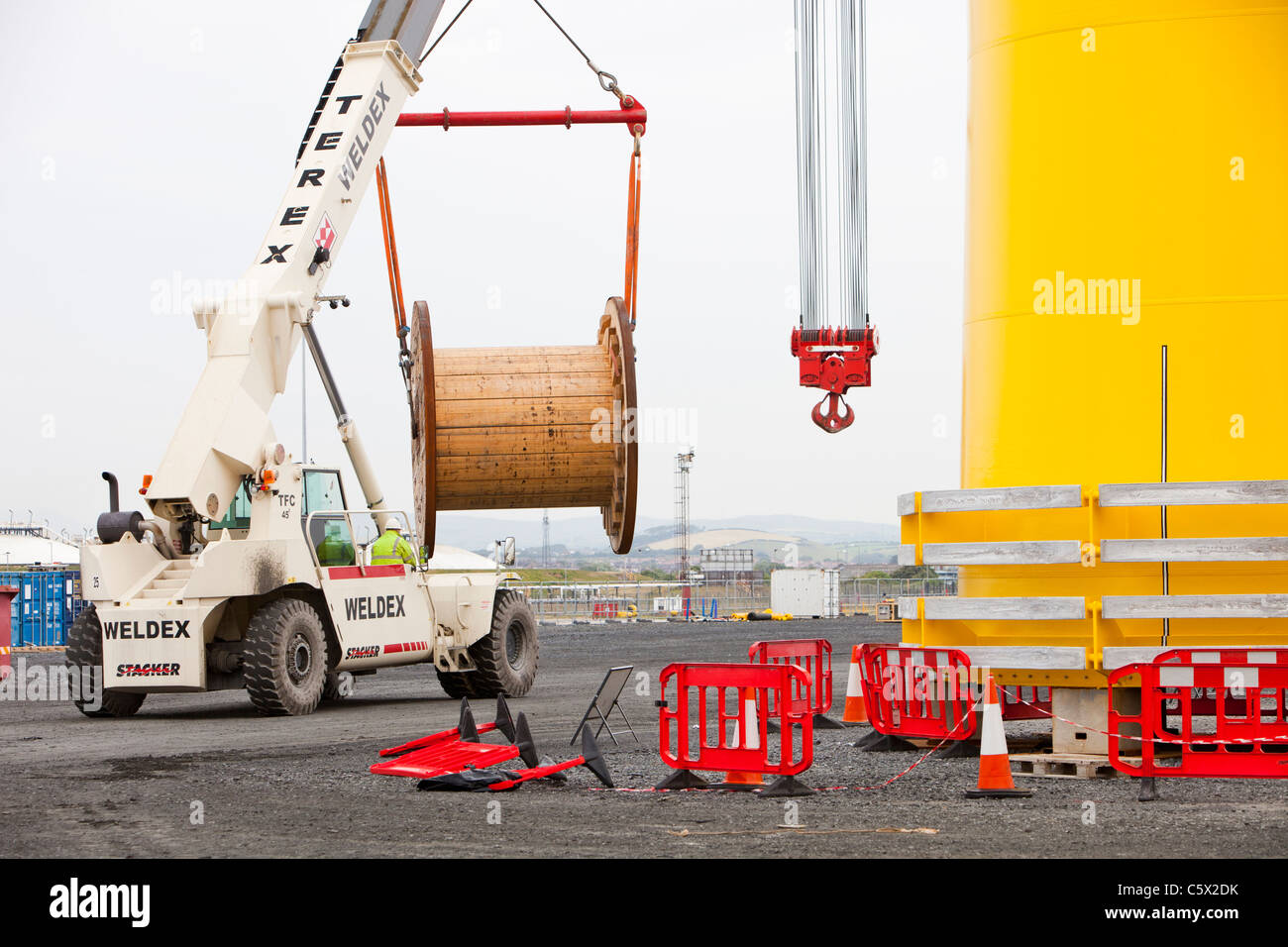 Offshore electric cabling for the Walney Offshore windfarm project