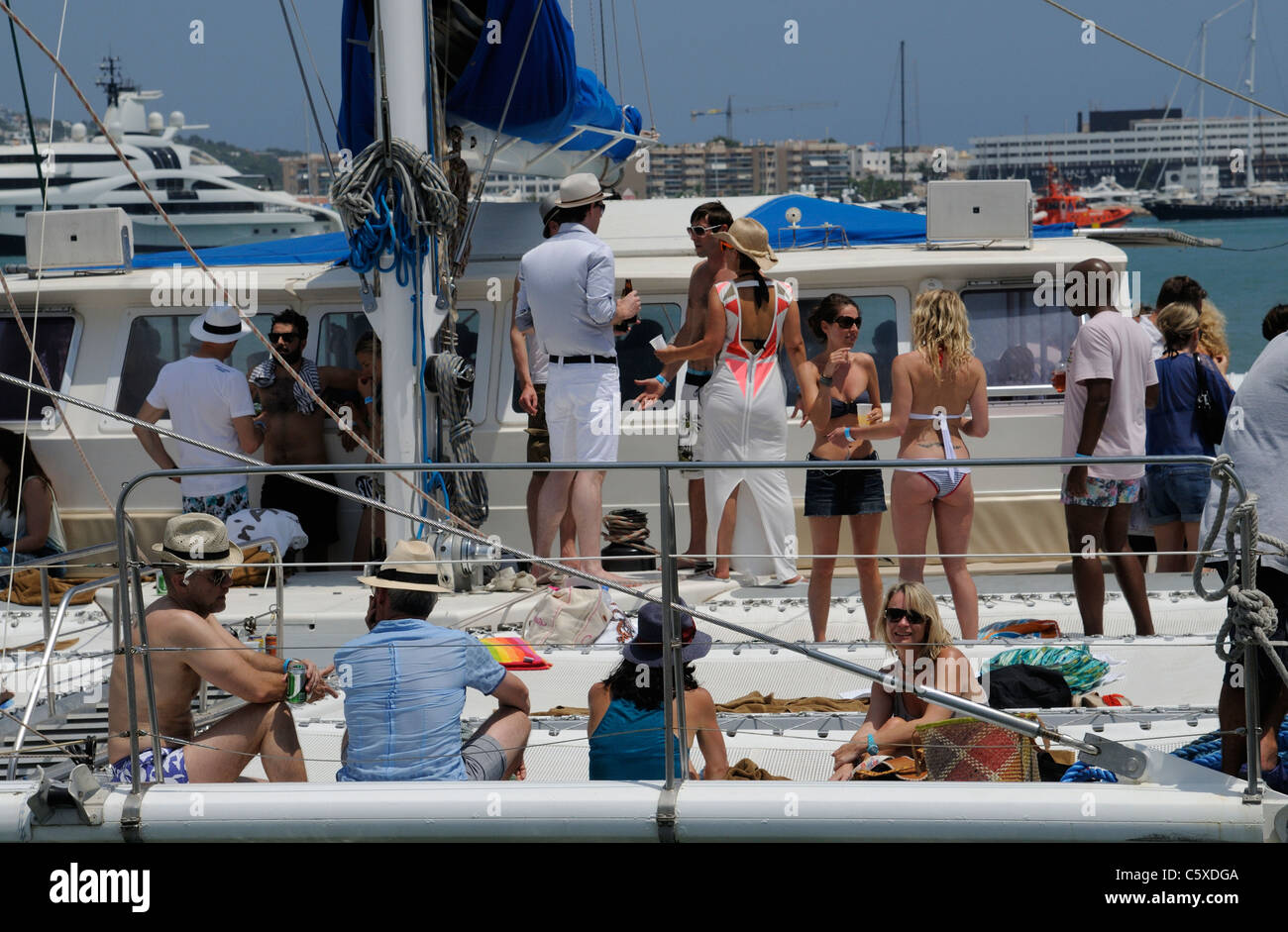 catamaran party ibiza