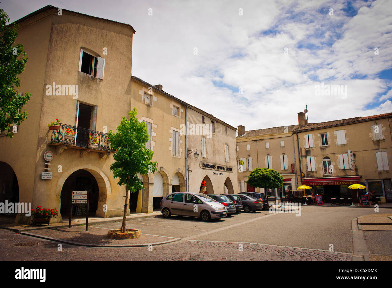 Duras, Lot et Garonne, Aquitaine, France Stock Photo Alamy