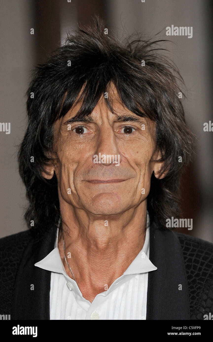 Ronnie wood hi-res stock photography and images - Alamy
