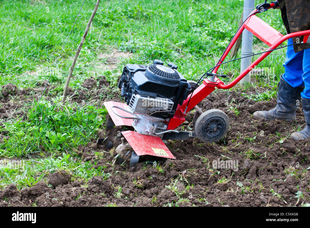 Motor cultivator hires stock photography and images Alamy