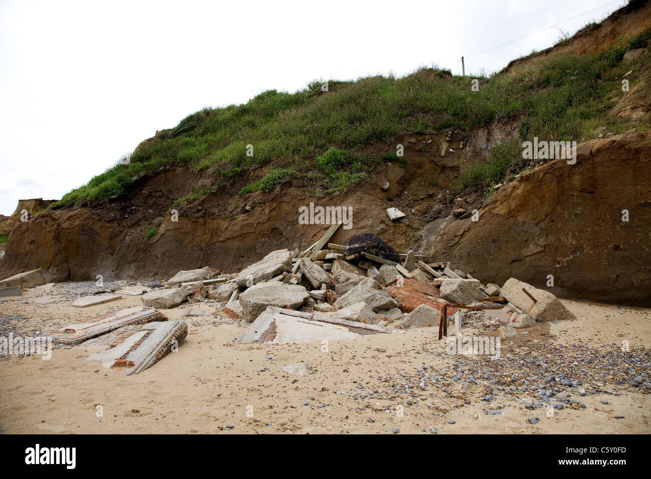 Coastal erosion buildings hi-res stock photography and images - Alamy