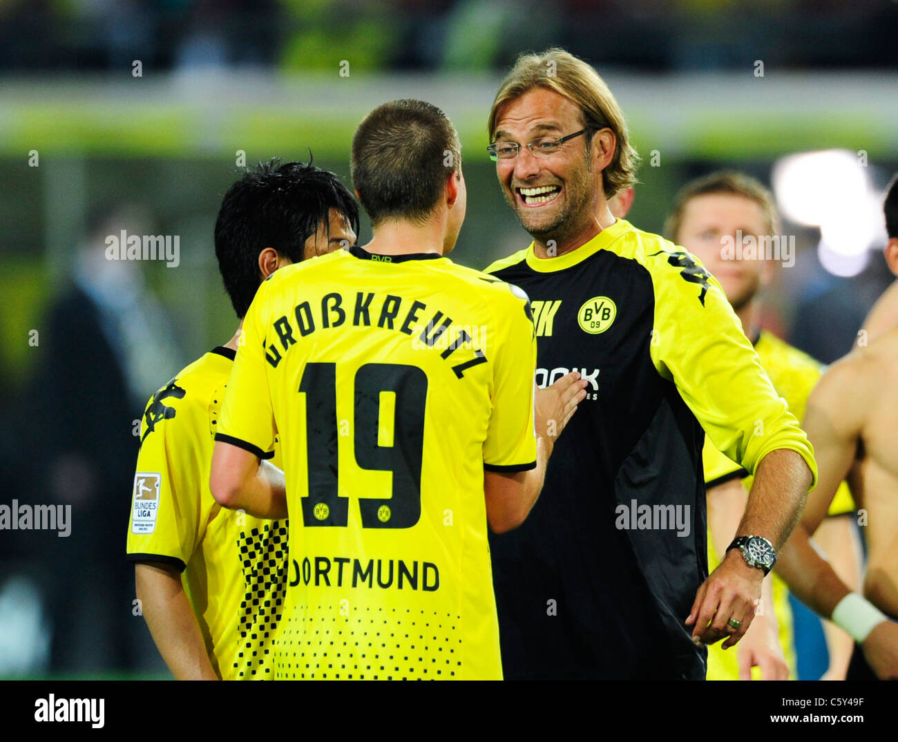 Bundesliga, Borussia Dortmund vs. Hamburger SV 3:1, coach Jürgen (Juergen)  Klopp (BVB) and Kevin Großkreutz (Grosskreutz Stock Photo - Alamy