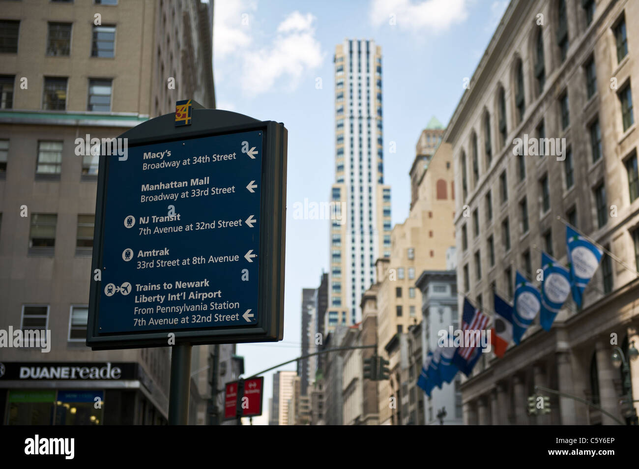 Directions to key locations in New York, Manhattan, United States Stock Photo Alamy