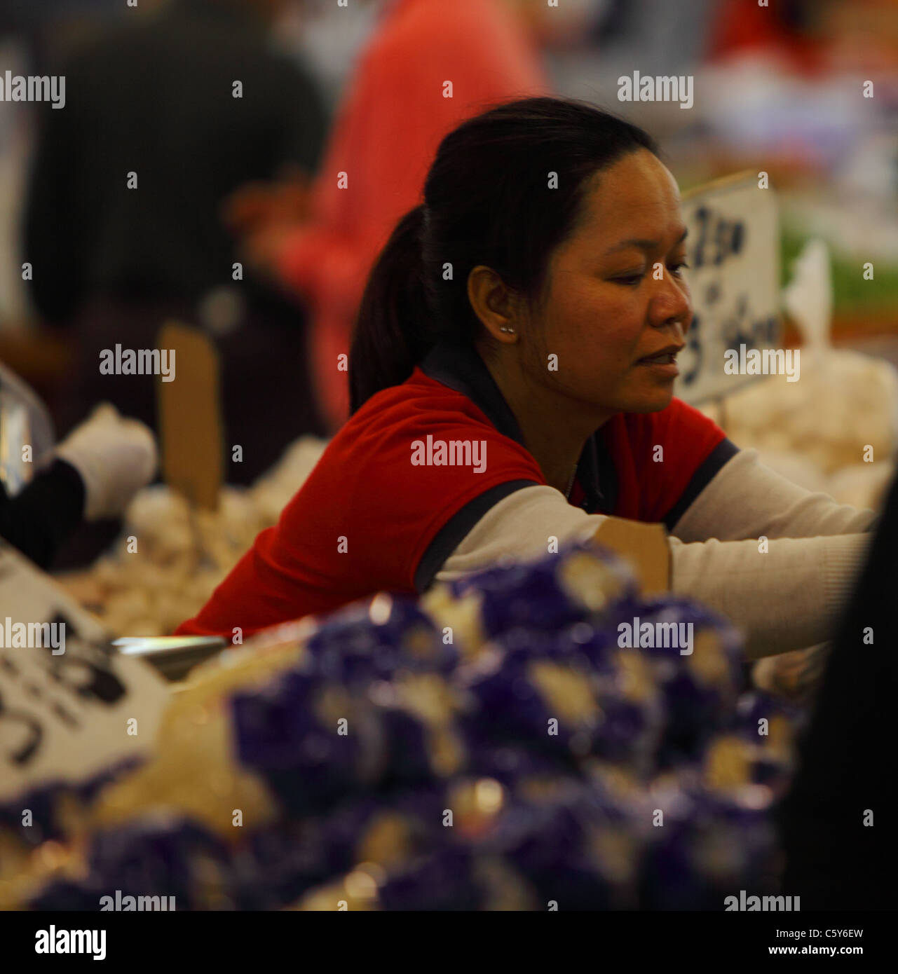 Fruit and Veg market traders at Paddy's Market in Sydney Australia Stock Photo Alamy