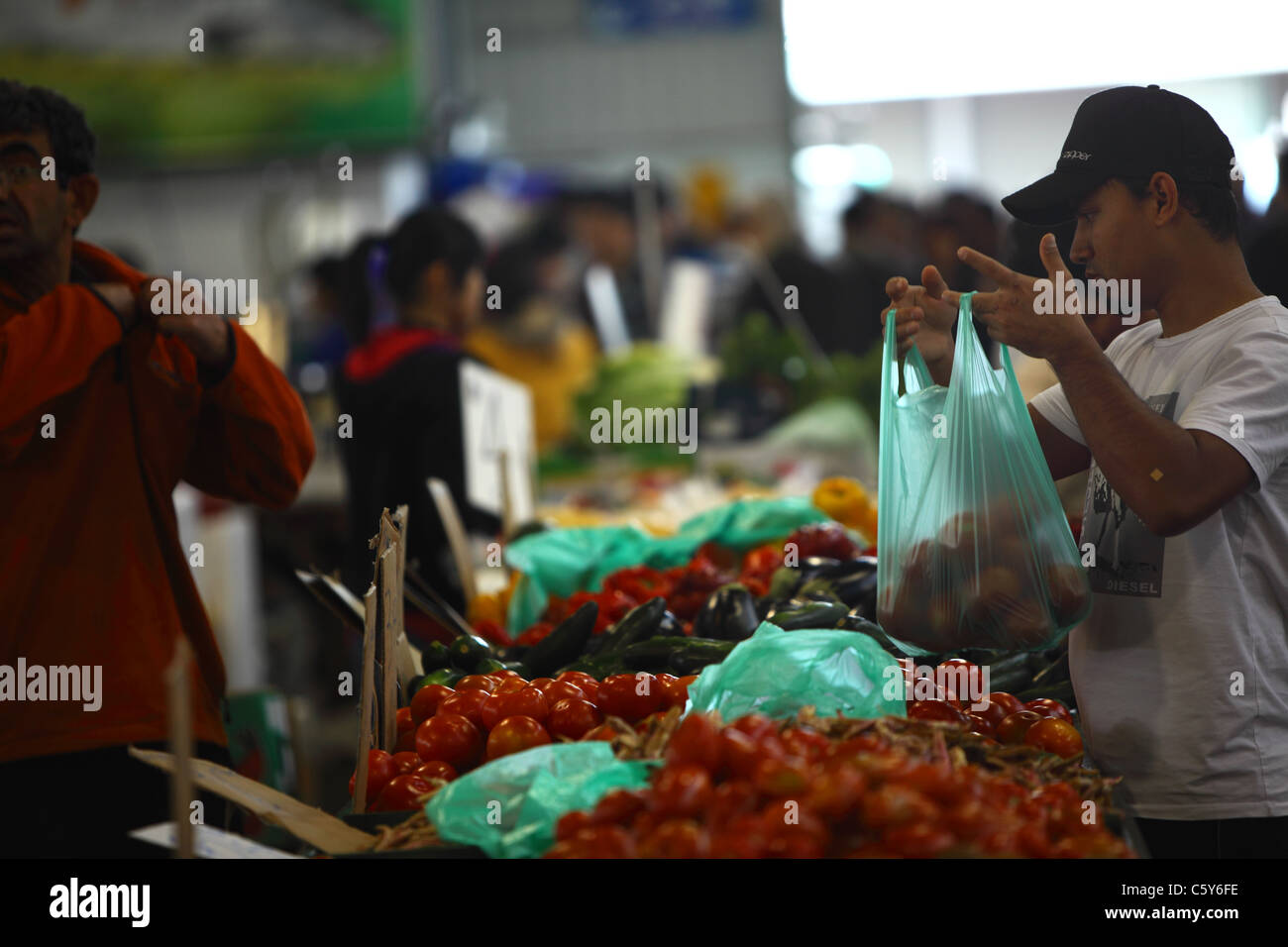 Paddys market sydney hires stock photography and images Alamy