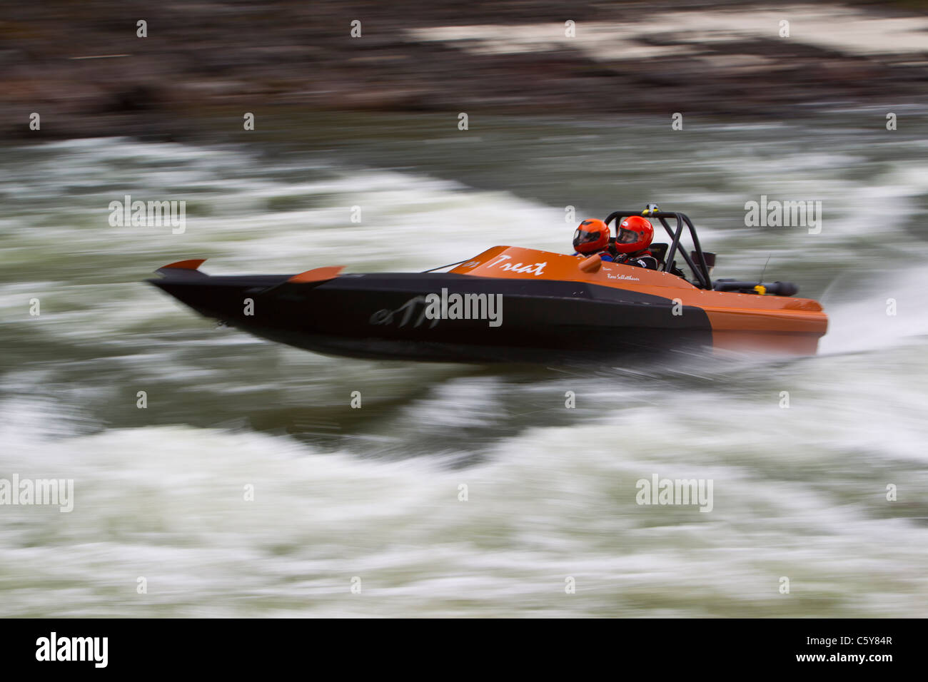 Salmon river jet boat race hires stock photography and images Alamy