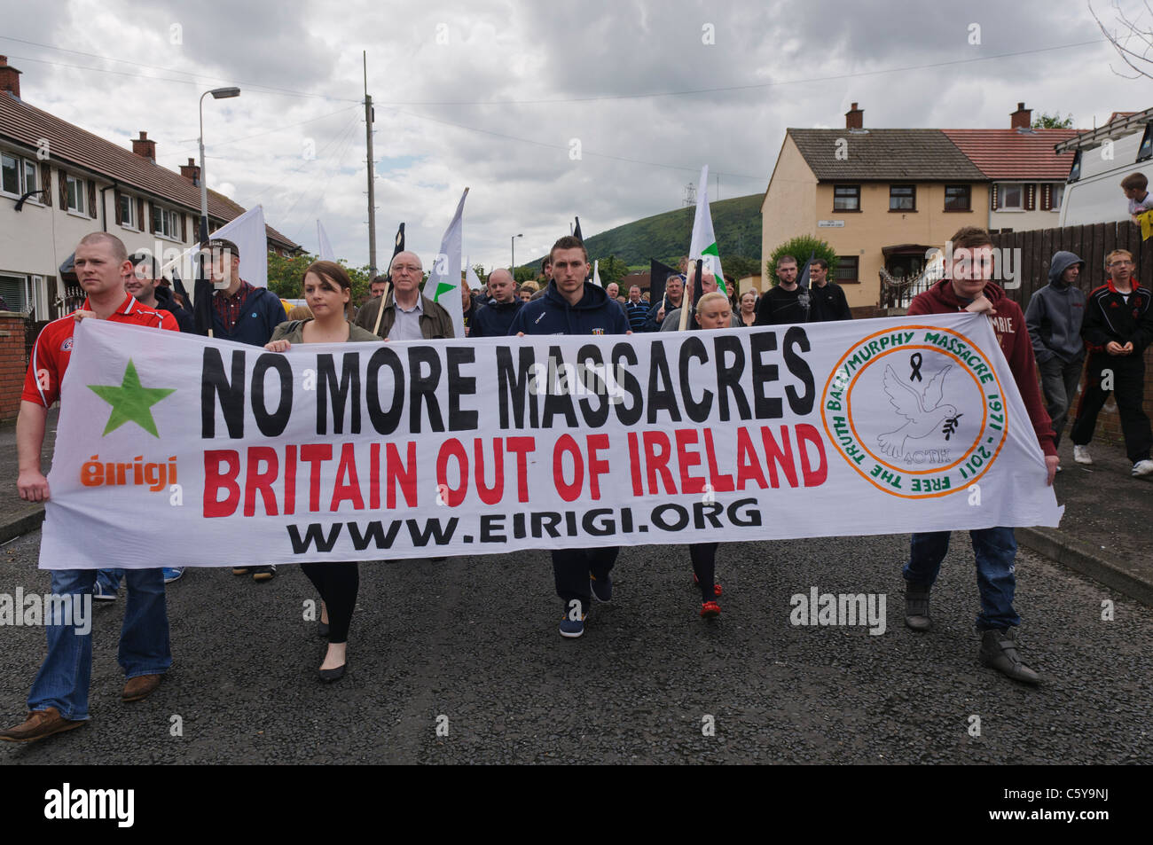 Eirigi members with a banner saying 'No More Massacres. Britain out of Ireland' Stock Photo