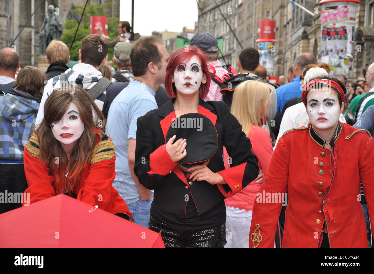 Street Performers during 2011 Edinburgh Fringe 2011, UK Stock Photo Alamy