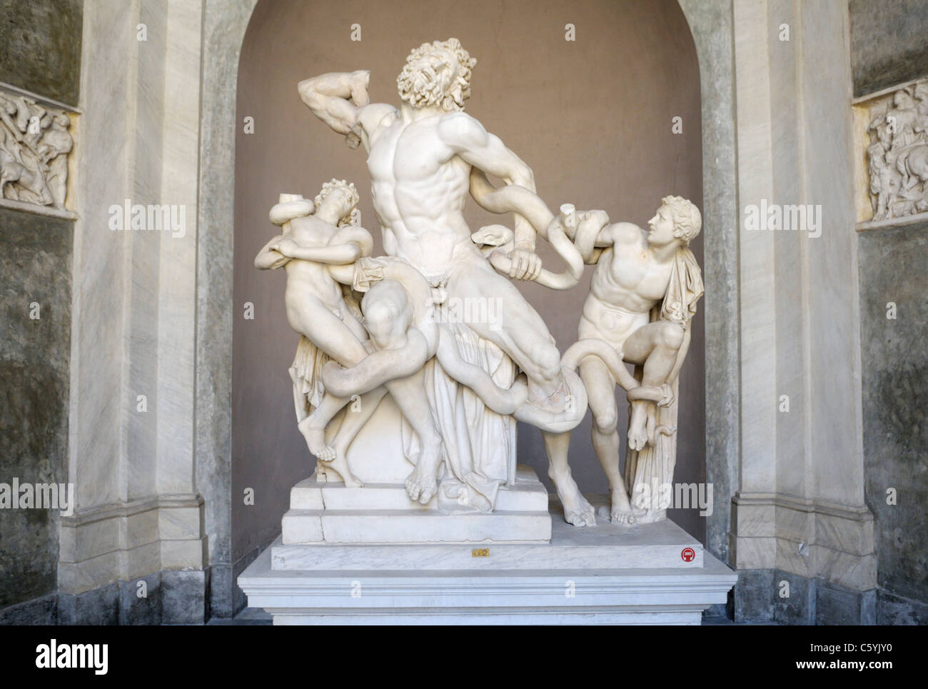 Laocoon hi-res stock photography and images - Alamy