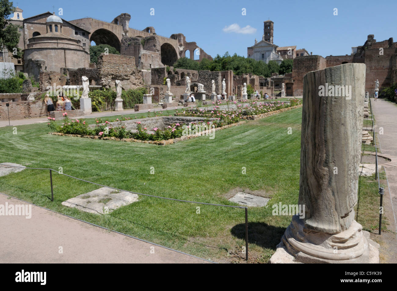 Roman forum ancient ruins hi-res stock photography and images - Alamy
