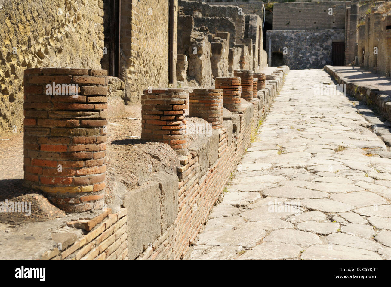 Street (Cardo V Superiore) in Herculaneum Stock Photo