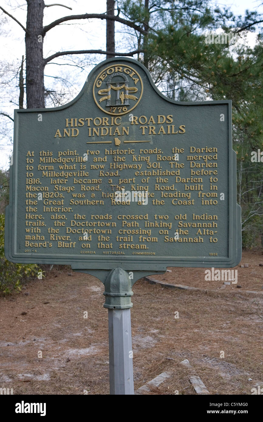 HISTORIC ROADS AND INDIAN TRAILS. Historic roads, Darien to Milledgeville and King Road, merged to form what is now Highway 301. Stock Photo