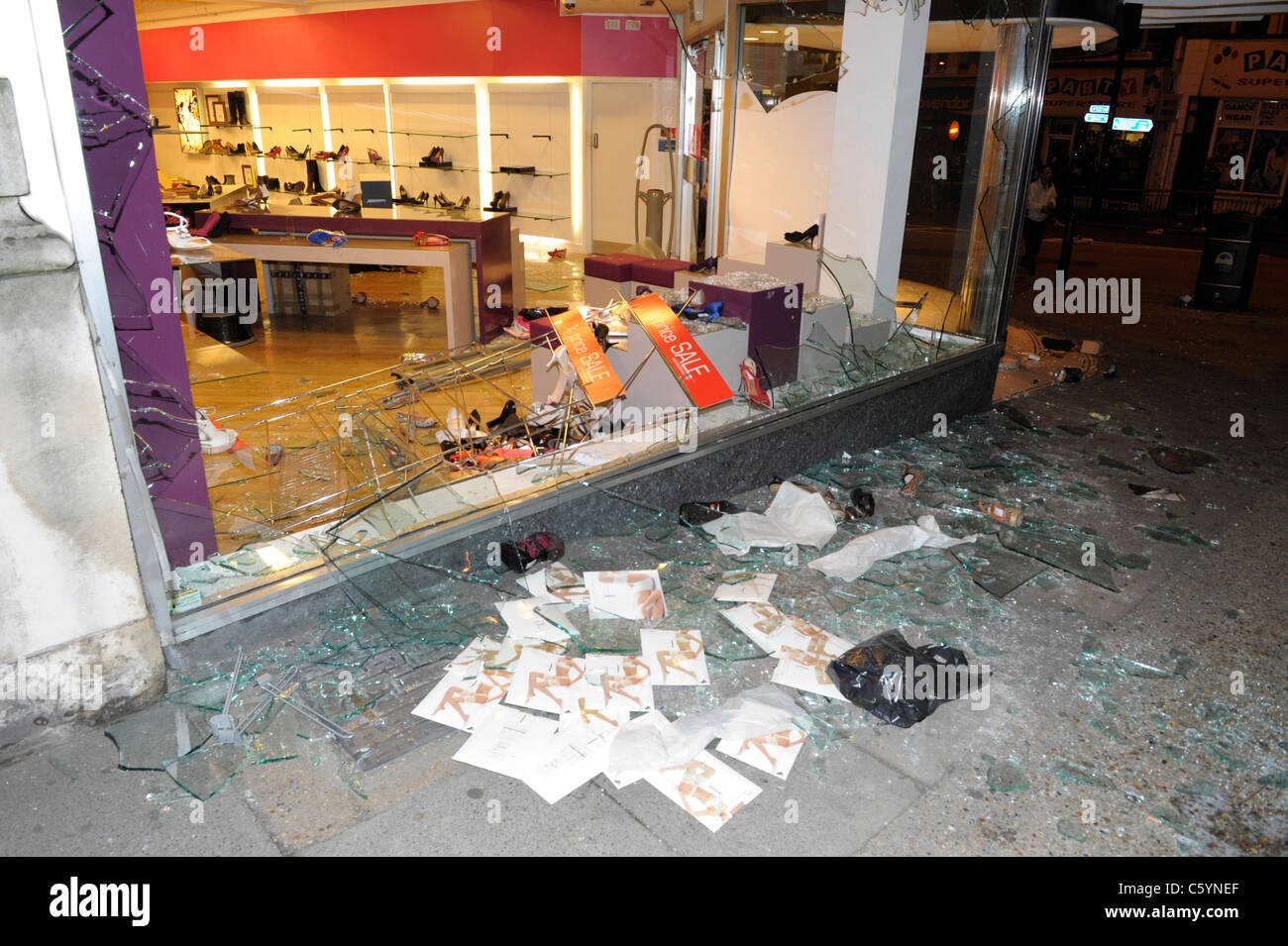 Debenhams shop riot damaged at Clapham Junction Stock Photo