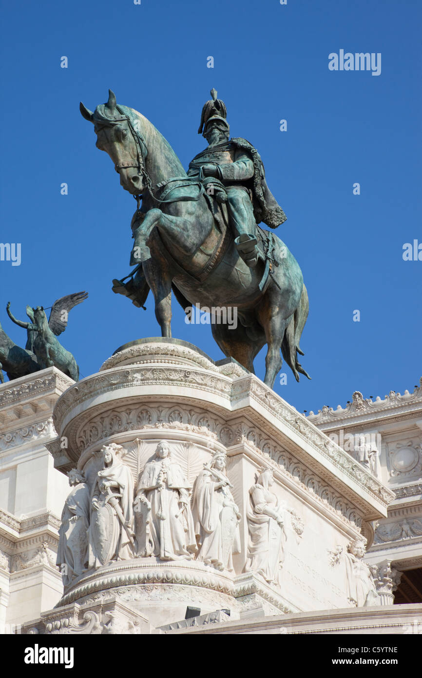 Statue of Victor Emmanuel, Capitoline Hill, Rome, Italy Stock Photo - Alamy