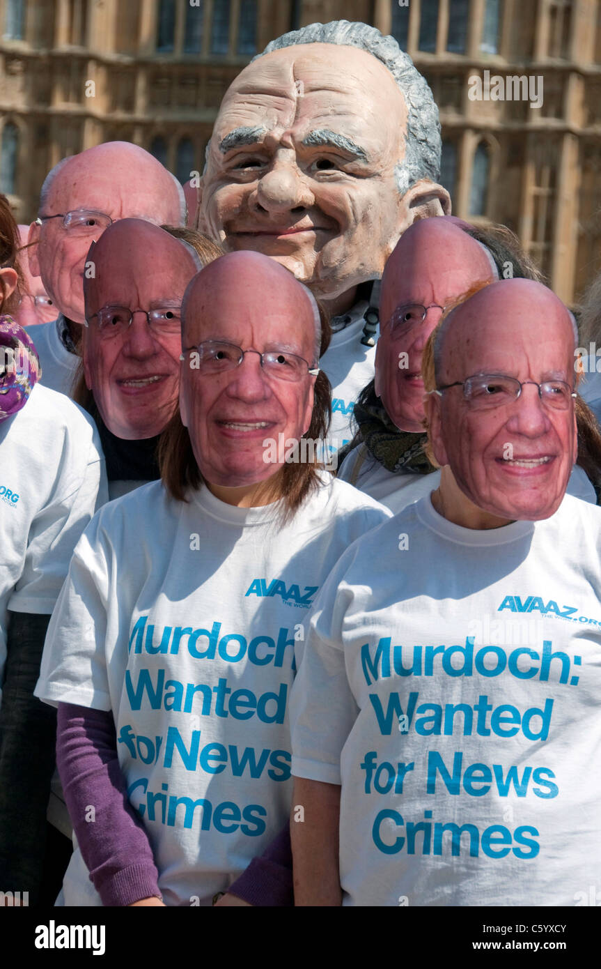 News of the world newspaper hi-res stock photography and images - Alamy