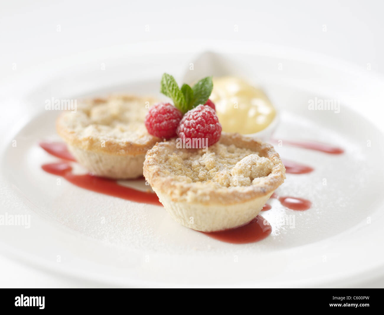 mini fruit crumble pies Stock Photo Alamy