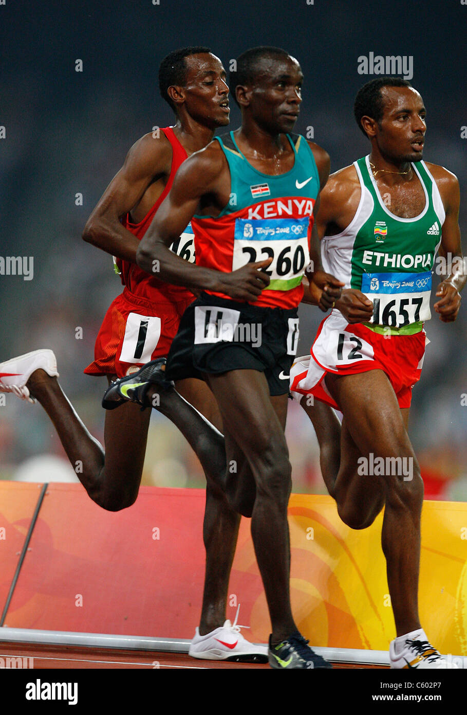 kipchoge shoes olympics