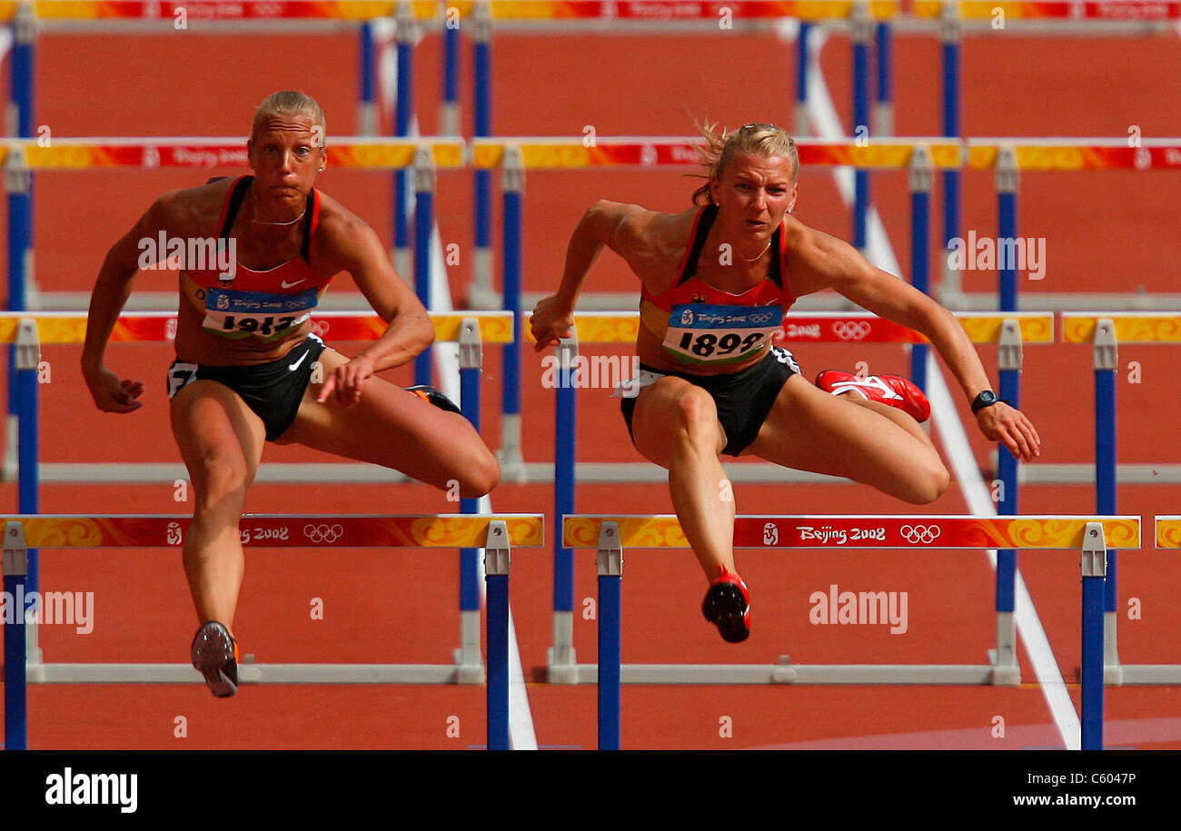 JENNIFER OESER & LILLI SCHWARZ GERMANY OLYMPIC STADIUM BEIJING CHINA 15 August 2008 Stock Photo