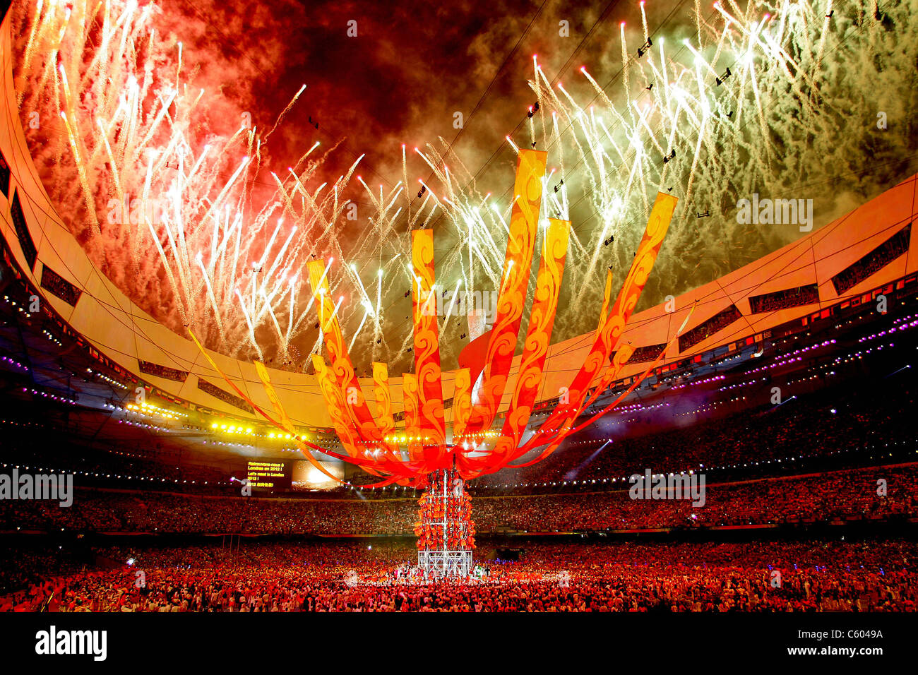 FIREWORK DISPLAY BIRDS NEST OLYMPIC STADIUM OLYMPIC STADIUM BEIJING