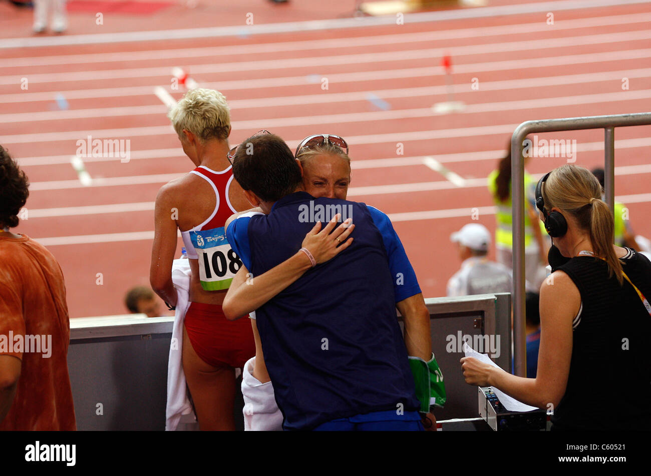 PAULA RADCLIFFE AND HUSBAND GA GREAT BRITAIN OLYMPIC STADIUM BEIJING