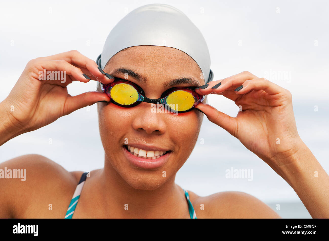 Swim cap goggles hires stock photography and images Alamy