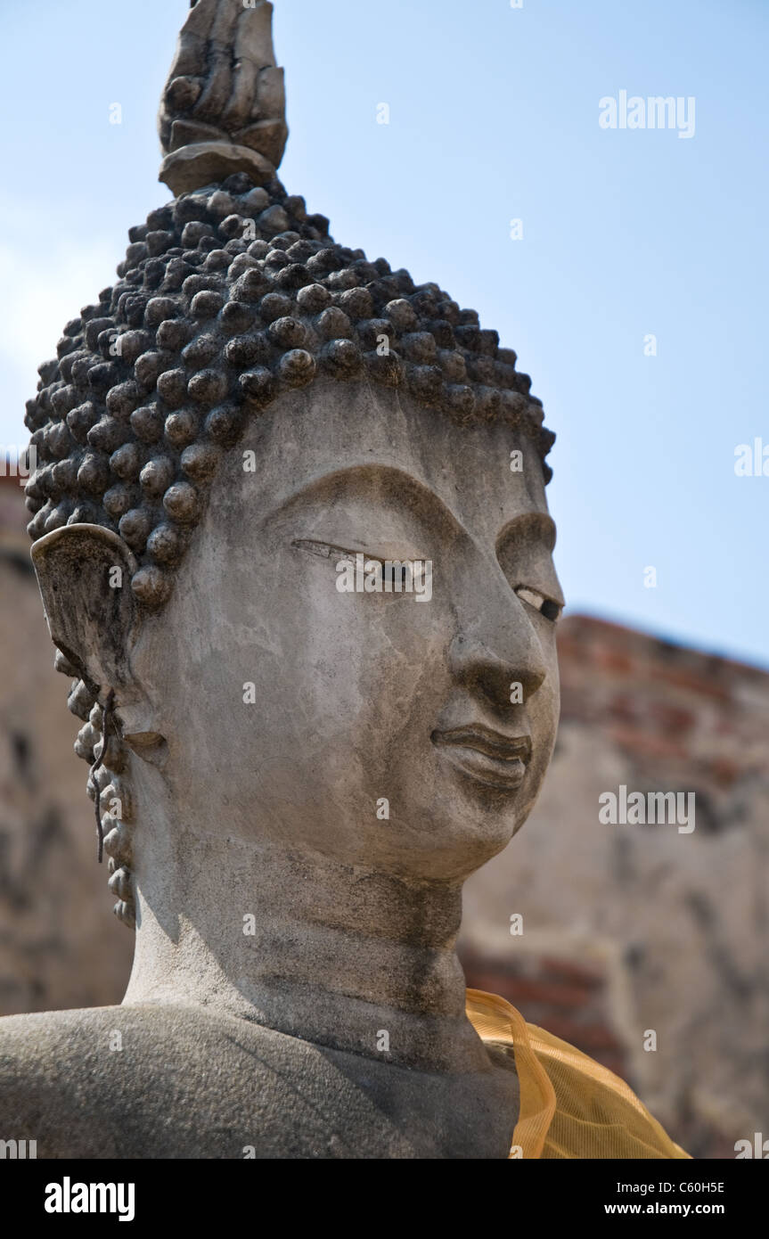 Golden robe hi-res stock photography and images - Alamy
