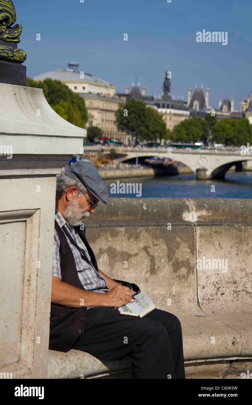 Man beret france hi-res stock photography and images - Alamy