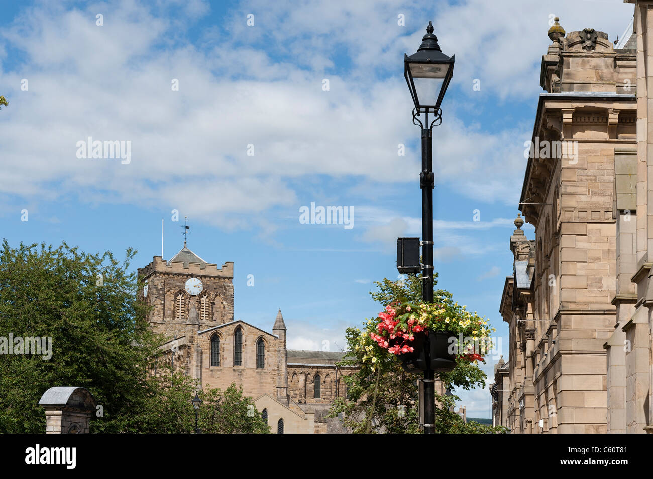 Beaumont Street and the Abbey, Hexham Stock Photo