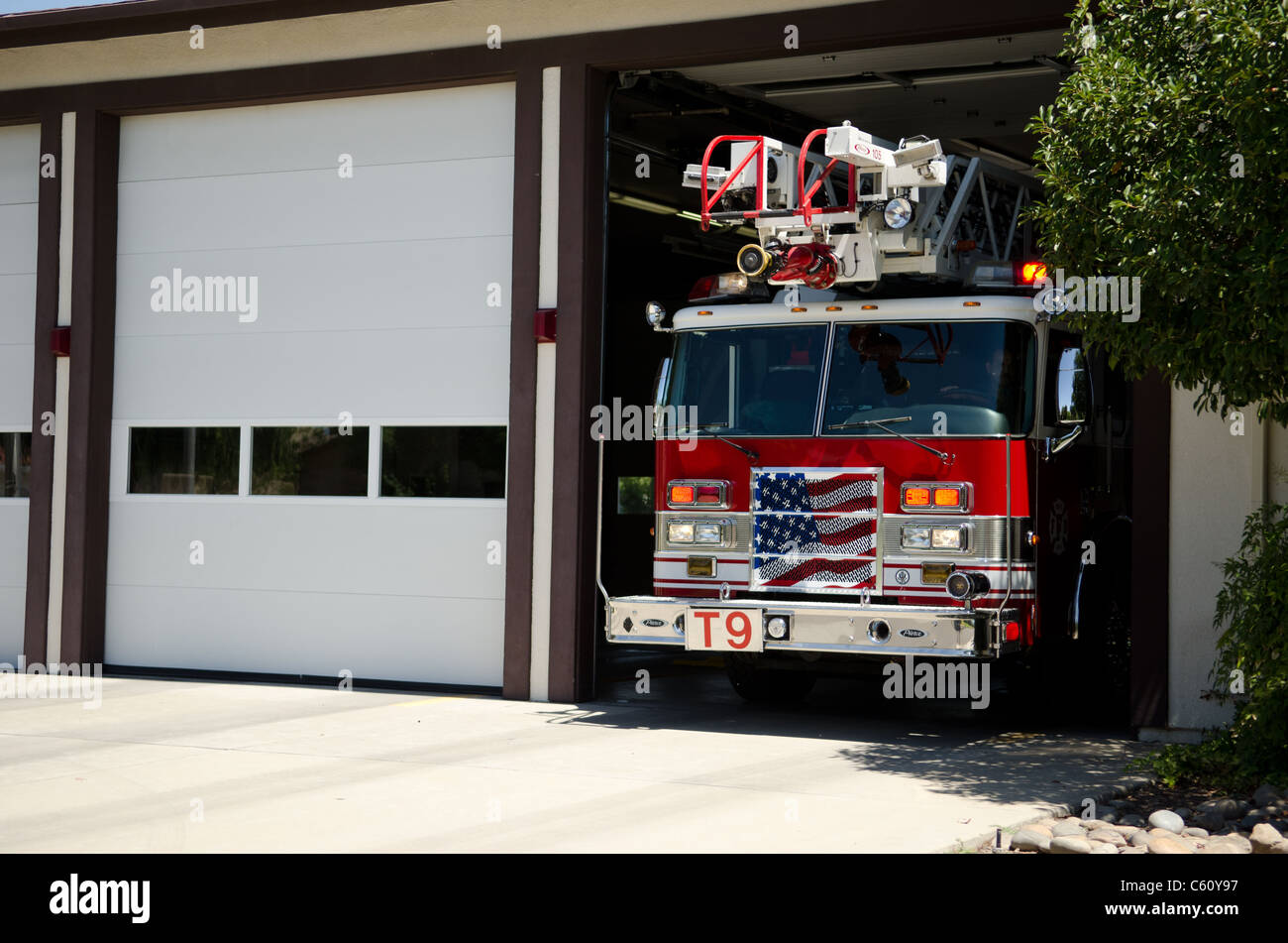 Fire Engine Ladder High Resolution Stock Photography and Images - Alamy