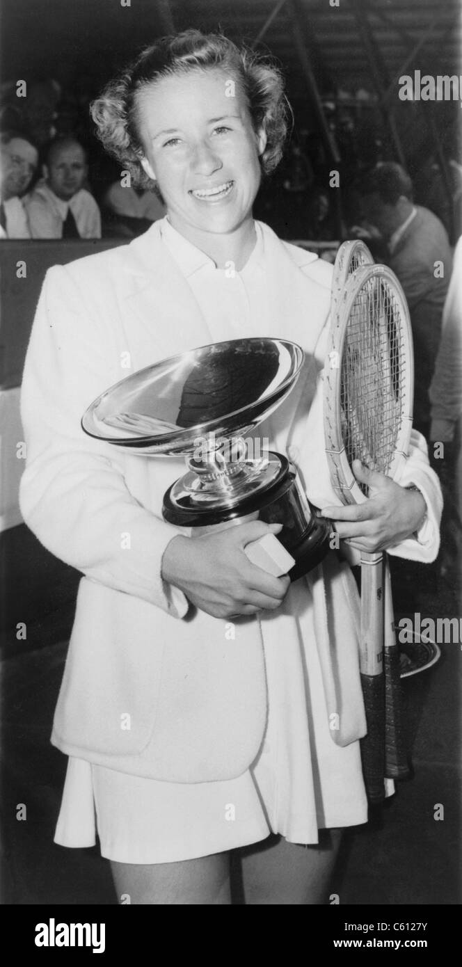 Maureen Connolly, (1934-1969), was 16 when she won her first US women's singles Championship at Forest Hills, New York in 1951. Stock Photo
