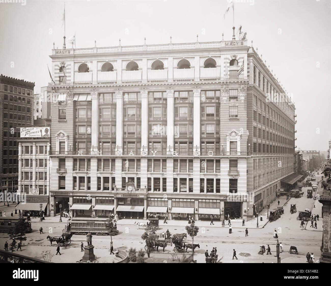 Macy'S Department Store At Broadway 34Th History (36 X 24