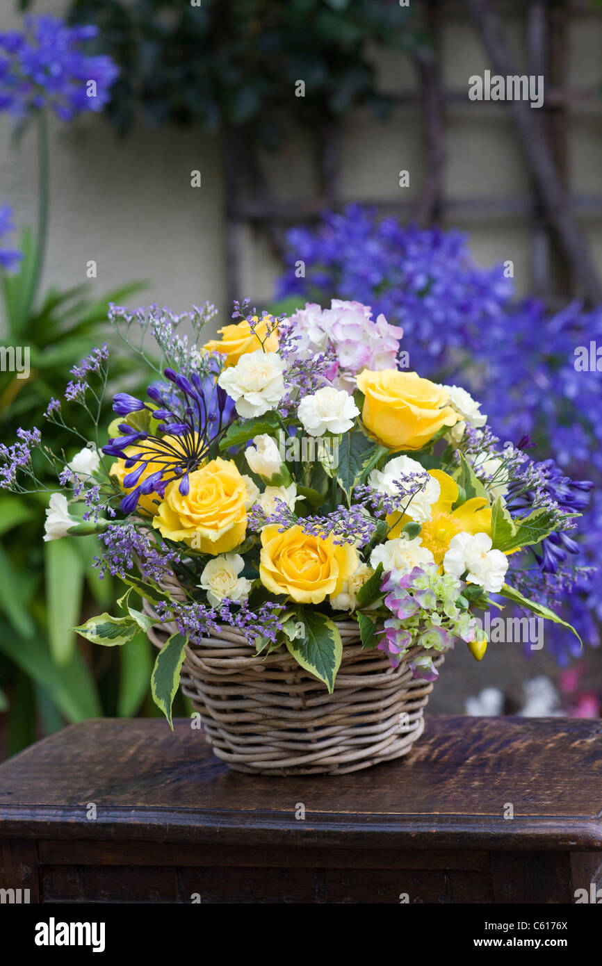 Golden rose basket hotsell