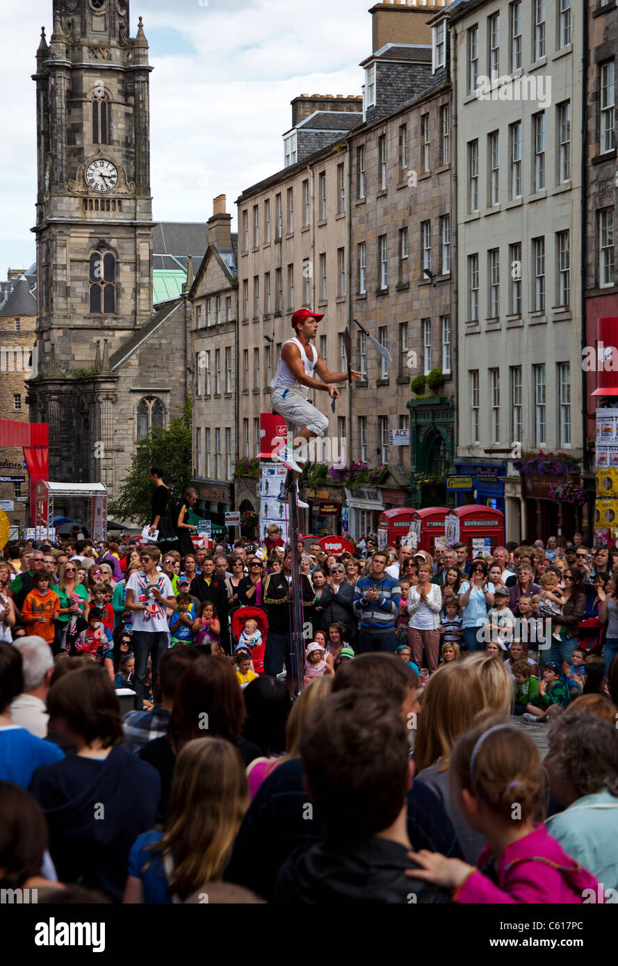 Edinburgh Fringe Festival performer juggling knives Scotland UK Europe 2011 Stock Photo