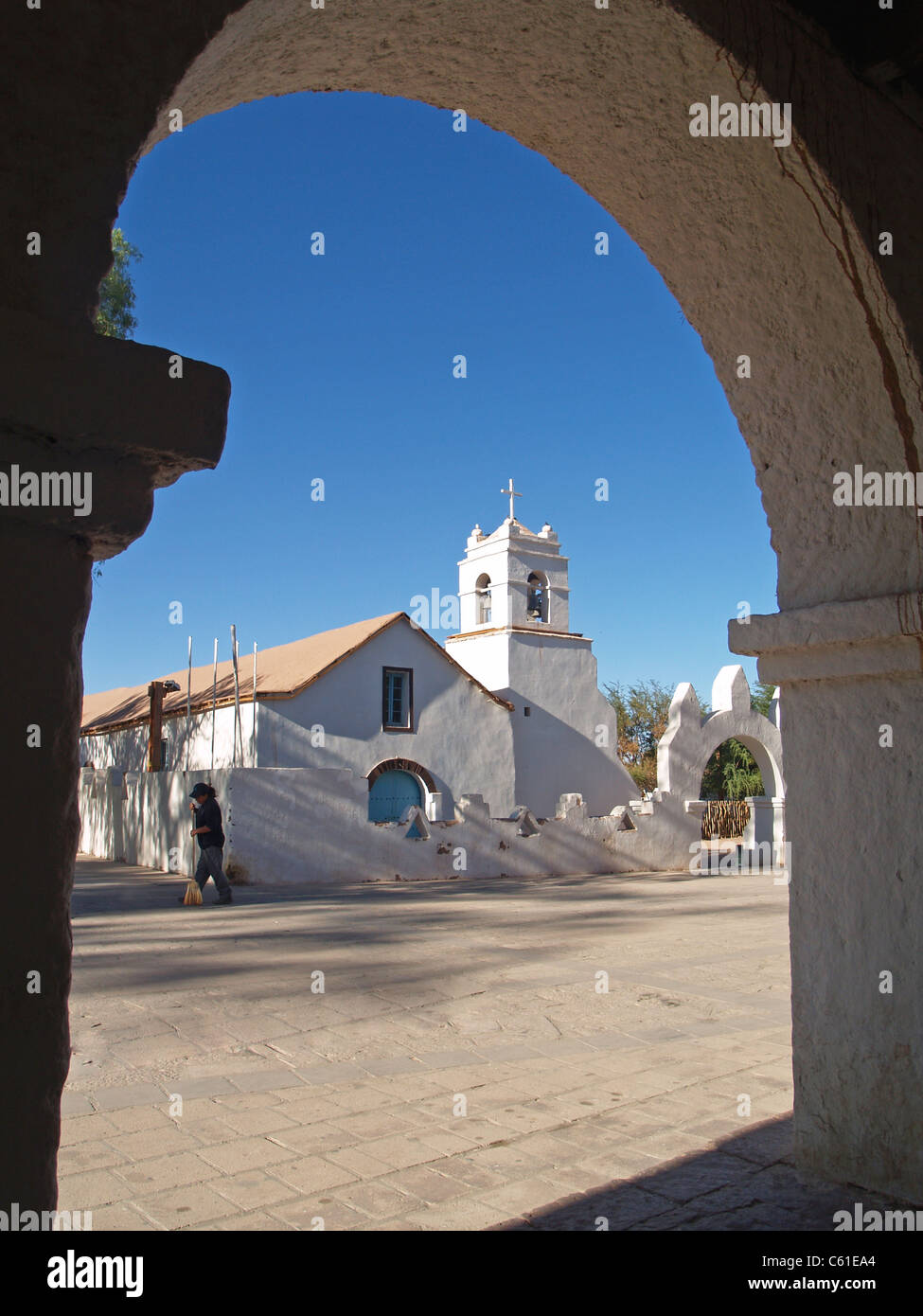 Iglesia san pedro hi-res stock photography and images - Alamy