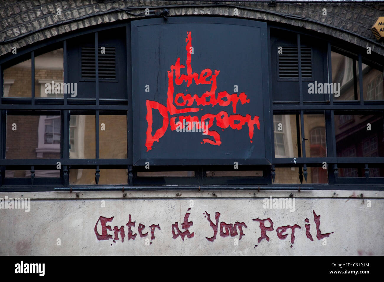 London dungeons hi-res stock photography and images - Alamy